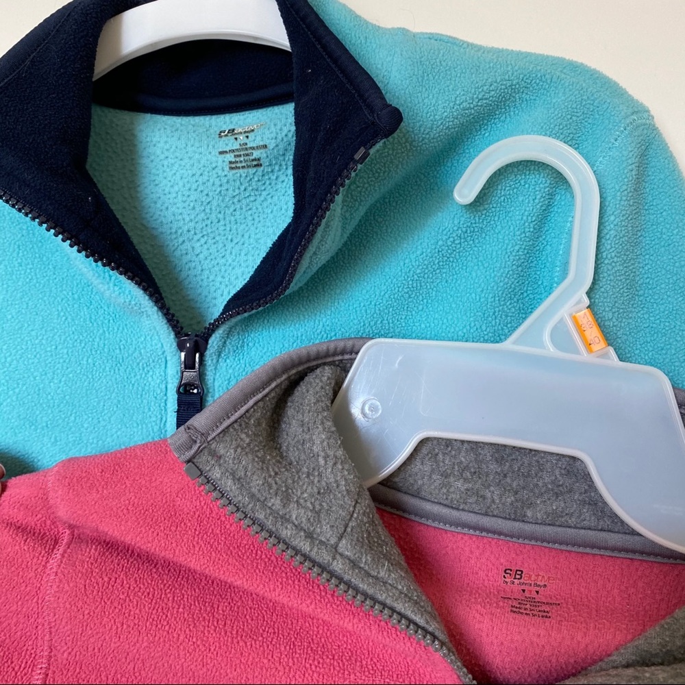 Two lightweight active sweaters - Picture 4 of 6